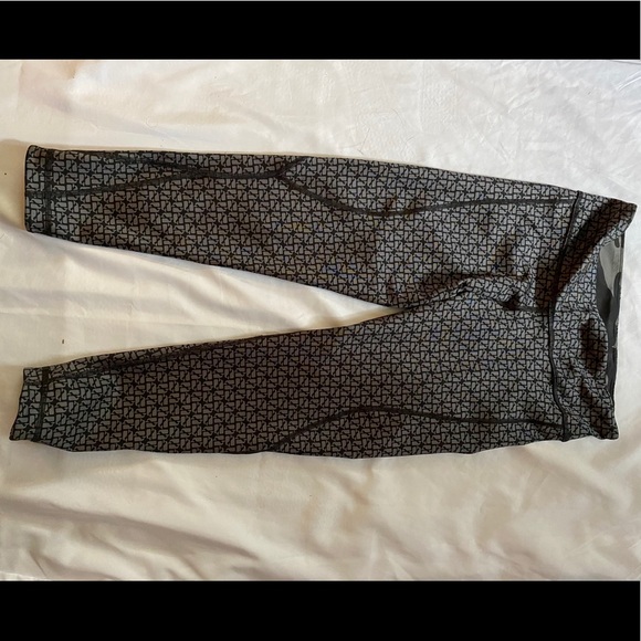 Vineyard Vines Pants - Vineyard Vines reversible leggings